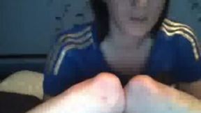 Plain British teen chick flashes her pussy on webcam