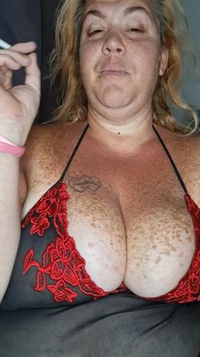 Bbw Smokes
