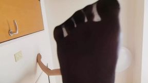 Wearing Pantyhose Directly, Low Angle