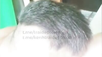 Bubble butt guy sucks some cock and sits on it to ride it