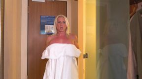 ts ejaculates to the sound of berlin