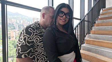Boss fucks me hard while salary rises huge culo glasses real gold