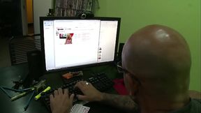 Seducing the Girl Online