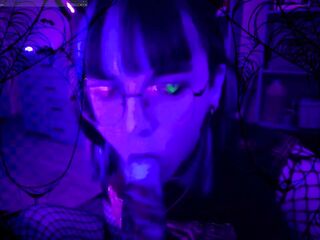 KOTKA DEVIL'S TWISTED ORAL SEX DREAM EXPLODES FAST