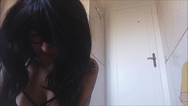 Monia, an Italian milf, tells us about her traumatic experience with an i. black parking attendant