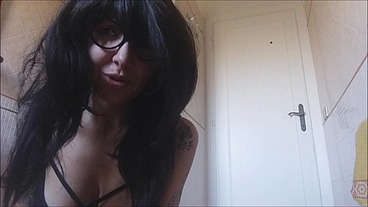 Monia, an Italian milf, tells us about her traumatic experience with an i. black parking attendant