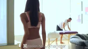 Passion-HD - Sexy latina Chloe Amour cums hard on some cock