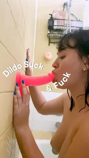 Dildo Suck & Fuck