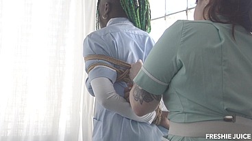 Practical Medicine! Fisting with Moe Rayna