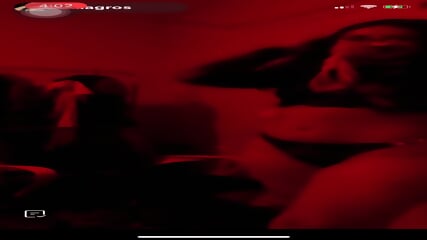 argentina_live-milagros-bailando