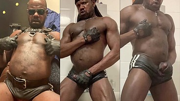 Black Bodybuilder Filthy Titplay & BBC Heavy Deload