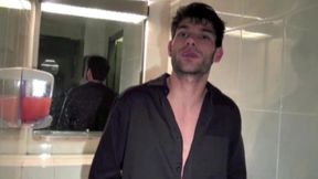 3 612 tony axel fucked by 2 top xxl in muscualtion room