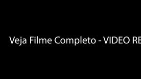 casal faz sexo na sala sem os pais saber. veja filme completo x video red
