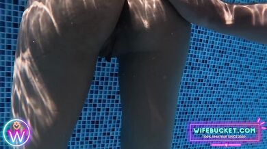 Amateur MILFs by Wifebucket - Our underwater vacation sex
