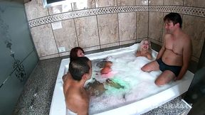 delicious orgy in the bathtub with melissa devassa and liu gang