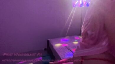 Pinay Bar girl sa VIP room nag all the way para kay sir. Chloe Salvador fucks client in VIP room.