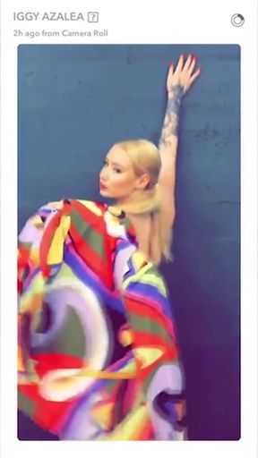Iggy Azalea's sultry dance moves