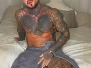 British influencer strikes cock & cums
