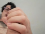 Grande carico di sperma da vicino da questa dilettante italiana
