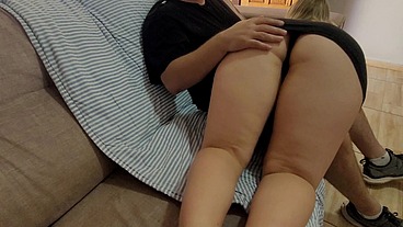 Fui uma menina malvada e meu padrasto me deu uma lição!