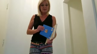 Step Mommy Get a Present w/bonus clips