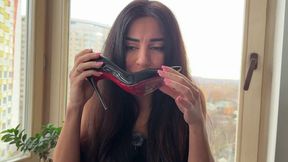 Sniffing Shoe, Lia smelling her shoes, shoe smelling, smelly old shoe, high heels smelling, smelly high heels, well worn stockings, smelly feet, smelly stockings