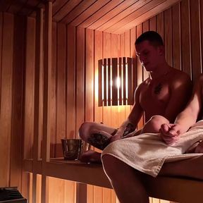 I Came to the Sauna to Warm up, but Then a Nice Guy Came, on Which I Was Excited After a Little Caressing Each Other, Hot, Pas