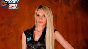”GROOBYGIRLS - Karla Cox Dildo Ravaged”