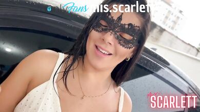 SHOWING MYSELF TO THE NEIGHBORS IN THE PARKING LOT WHILE SMOKING