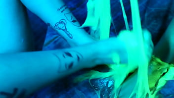 Messy Footjob: Cutie Piie &amp_ Nath