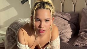Morning sex with slender blonde beauty that loves sucking and riding