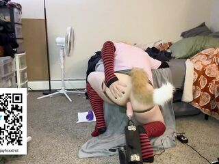 Sissy destroyed by vibrator machine