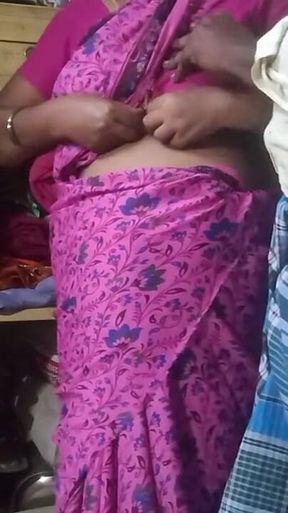 Indian Desi Stepaunty Fucking Boss in Village Home