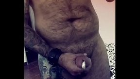 masturbandome asta correrme