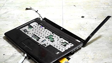 Breaking old computer - Part 1