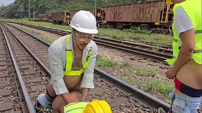 Oper&aacute_rios foderam gostoso com o chefe durante a pausa almo&ccedil_o (TEASER)