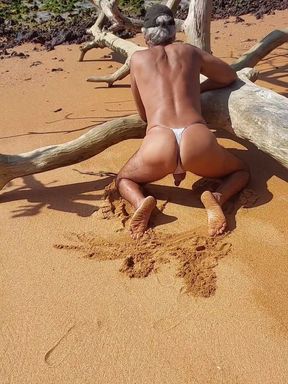 Ladysilva My Big Ass on the Beach