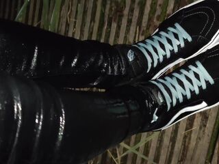 Rewetting My Jeans In Public (3rd Wetting)