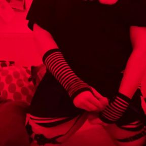 Young dark 18 year old femboy jerks off: 3