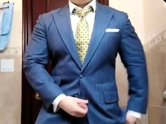 Str8 daddy jerking off in suit