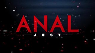 Stor rumpe Loren Minardi tar kuk fra rasshøl til munn