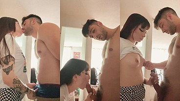 NOVIOS FOLLANDO EN LA COCINA