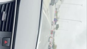 Mamei o motorista de App saindo da casa de swing, depois de ter mamado e ter dado pra v&aacute_rios. no final ainda fiz um agrado pro corno que ele merecia.