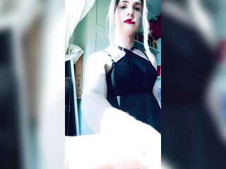 this sexually excited playgirl with a wang can't calm down and is doing her superlatively good to bang her booty