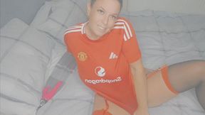 Maisie Lewis Fucks Herself in Utd Shirt