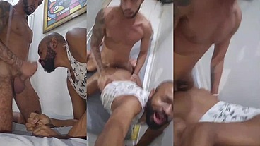 Arrombei o rabao no negrao guloso
