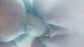 loira de 19 anos bem safada na cama quer transar a tarde toda com esse coroa