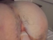 Dakota le hace pegging a un sumiso, su primer anal femdom