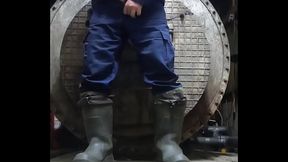 A gay man from Russia jerks off the smallest dick in the world on camera!