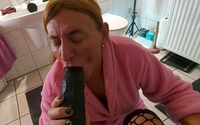 Horny Housewife Fucked Before Wellness Day